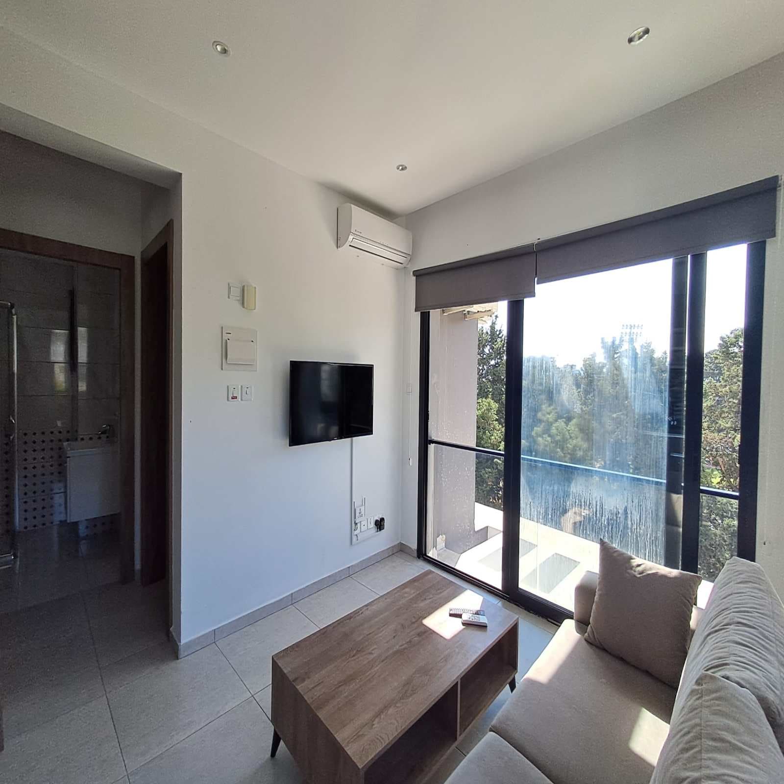 LUXURIOUS 1 BEDROOM APT In Central GIRNE., photo 2